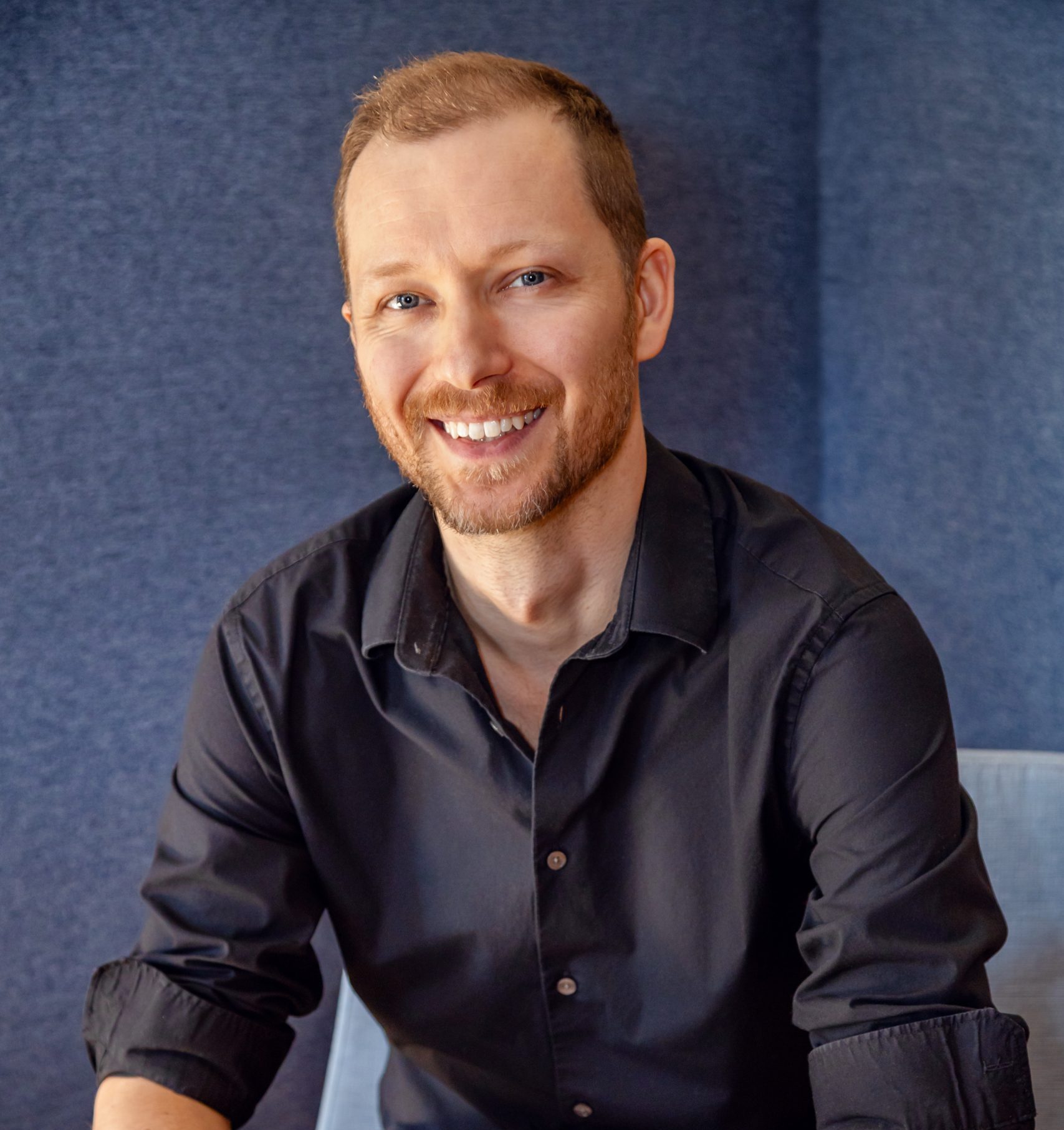 Devon Van de Kletersteeg headshot