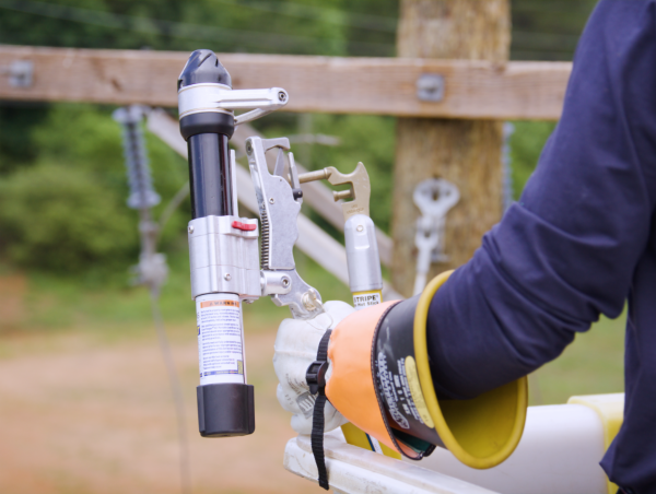 Utility Solutions Load Break Tool